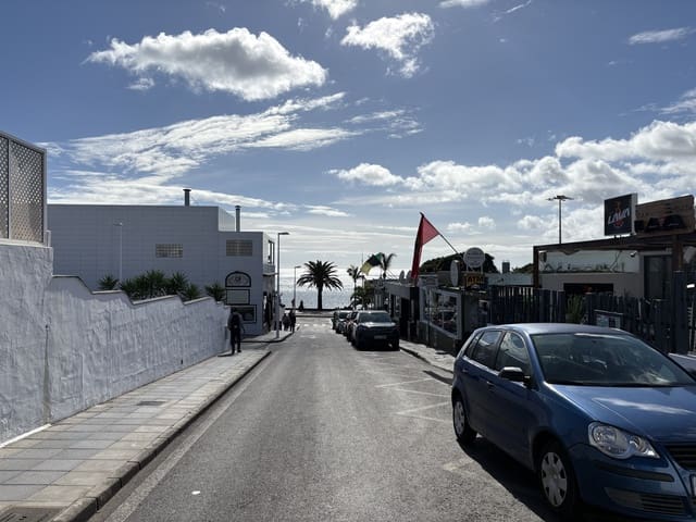 2 soverom Leilighet til salgs i Puerto del Carmen, Tías - € 295 000 (Ref: 9475814)