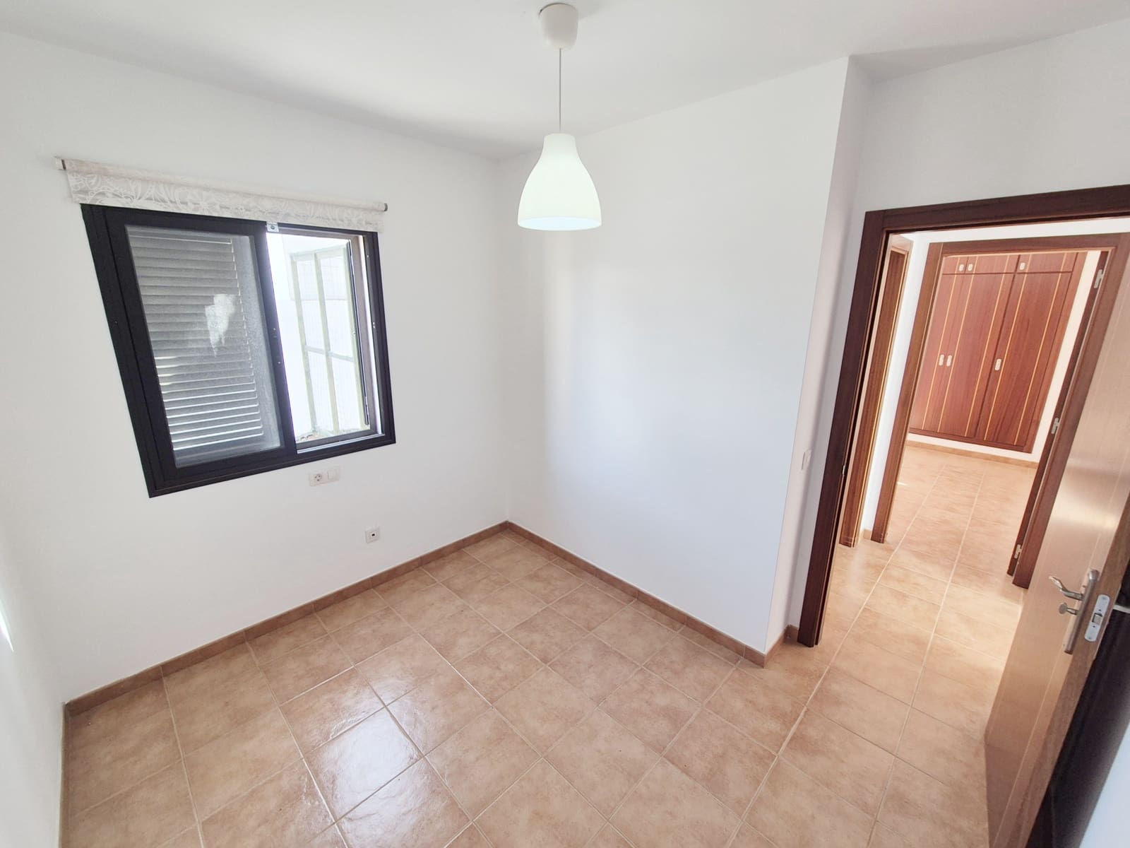 3 makuuhuone Huvila myytävänä paikassa Yaiza mukana uima-altaan 
autotalli - 350 000 € (Ref: 9645454)