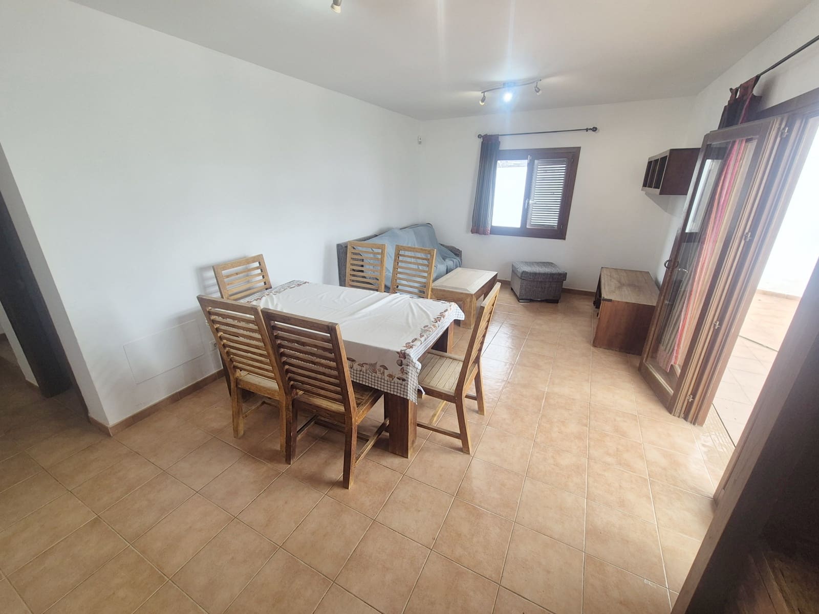 3 bedroom Villa for sale in Yaiza with pool garage - € 395,000 (Ref: 9657870)