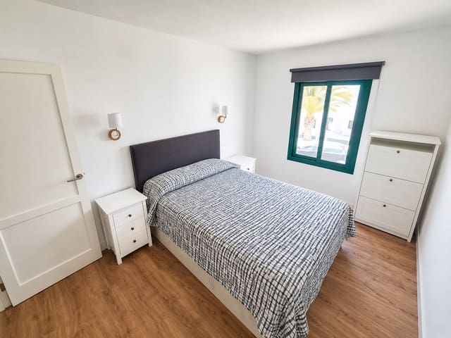 1 soveværelse Lejlighed til salg i Puerto del Carmen, Tías med swimmingpool - € 220.000 (Ref: 9850165)