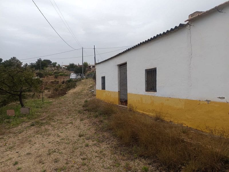 7 makuuhuone Maalaistalo myytävänä paikassa Crevillente / Crevillent mukana 
autotalli - 168 000 € (Ref: 9322311)