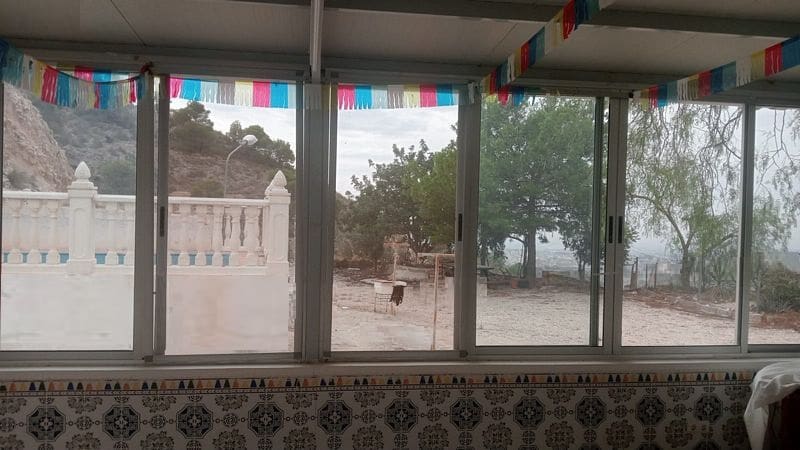 4 sypialnia Finka/Dom wiejski na sprzedaż w Crevillente / Crevillent z basenem garażem - 209 000 € (Ref: 9352775)