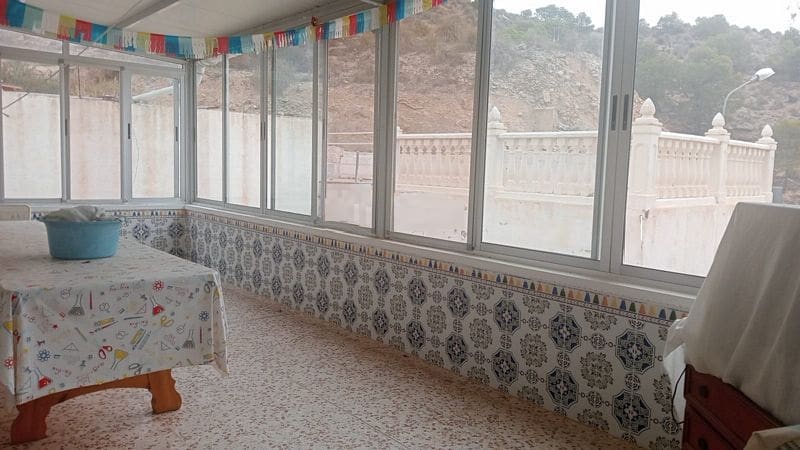 4 sypialnia Finka/Dom wiejski na sprzedaż w Crevillente / Crevillent z basenem garażem - 209 000 € (Ref: 9352775)