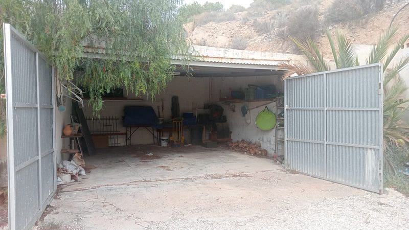 4 sypialnia Finka/Dom wiejski na sprzedaż w Crevillente / Crevillent z basenem garażem - 209 000 € (Ref: 9352775)