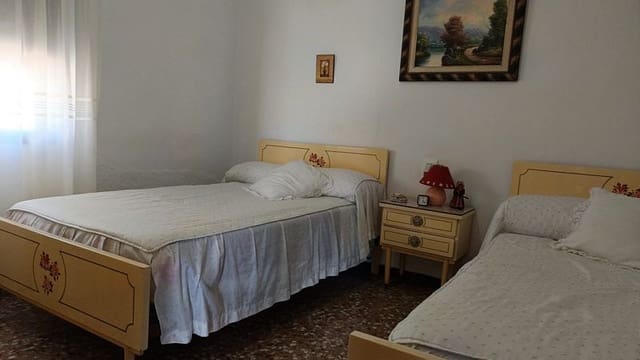 3 sypialnia Finka/Dom wiejski na sprzedaż w Crevillente / Crevillent z basenem garażem - 305 000 € (Ref: 9691593)