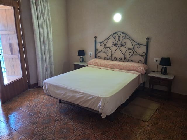 4 bedroom Finca/Country House for sale in Albatera with pool garage - € 268,000 (Ref: 9916374)