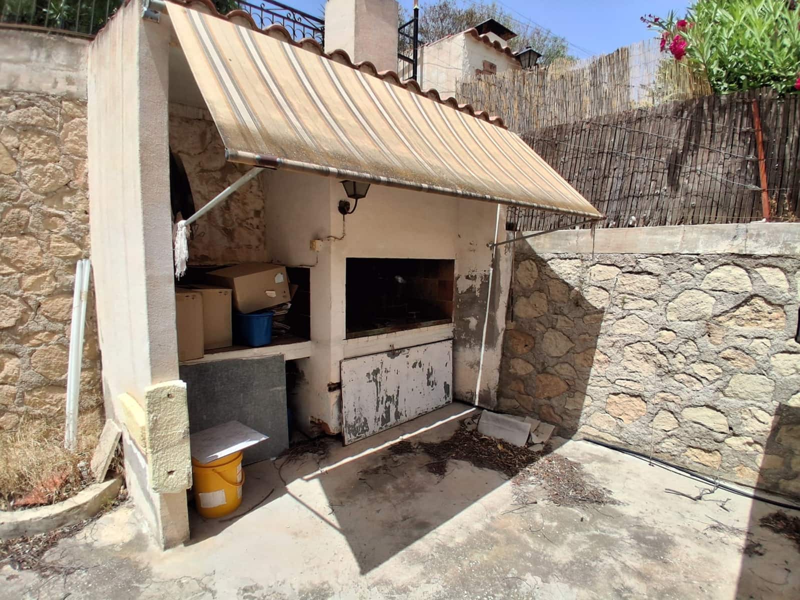 4 bedroom Finca/Country House for sale in Albatera with pool garage - € 268,000 (Ref: 9916374)