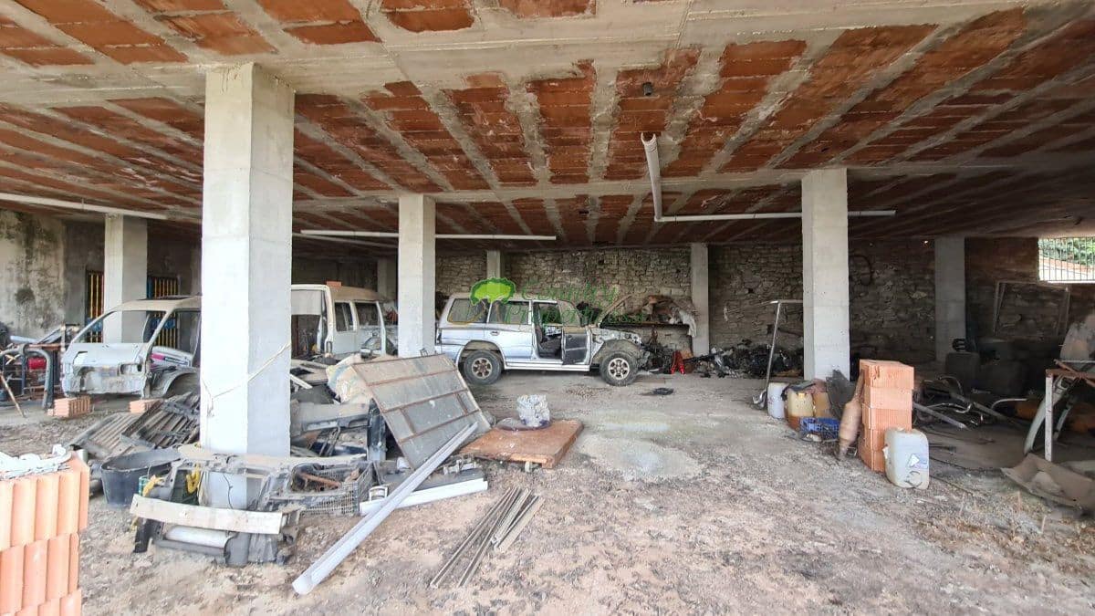 Commercial for sale in Competa - € 100,000 (Ref: 10017129)