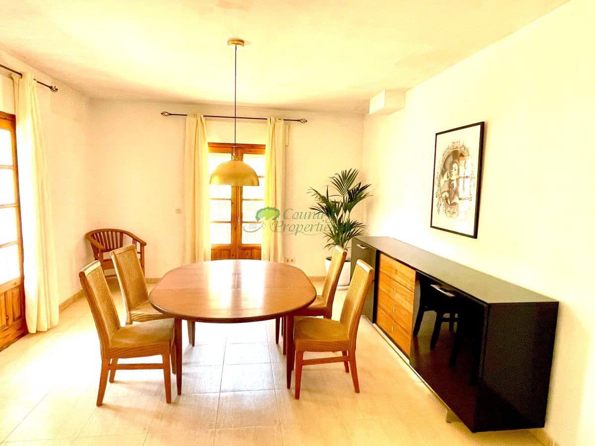 3 slaapkamer Finca/Landhuis te koop in Torrox met zwembad garage - € 675.000 (Ref: 10037051)