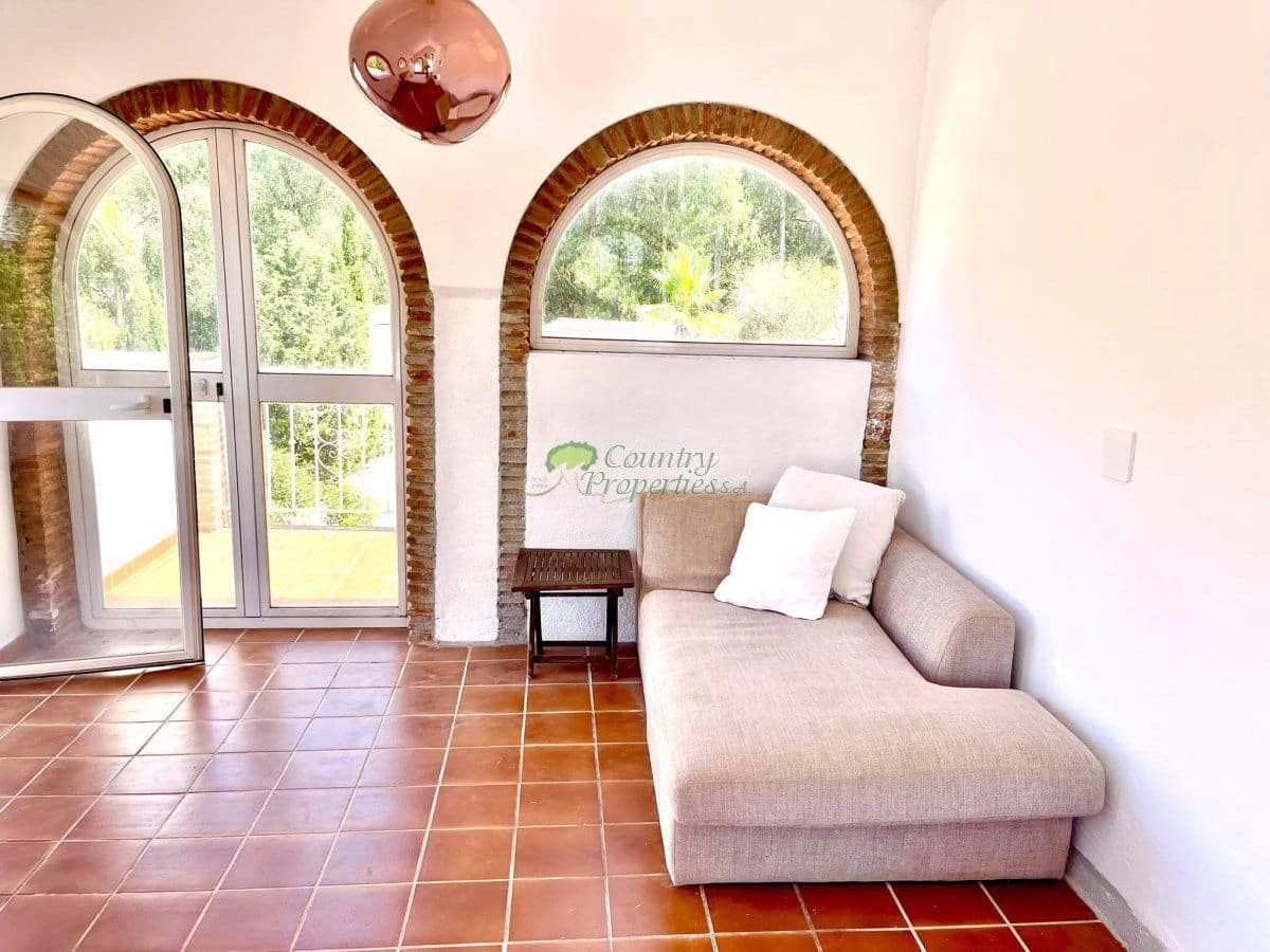3 slaapkamer Finca/Landhuis te koop in Torrox met zwembad garage - € 675.000 (Ref: 10037051)