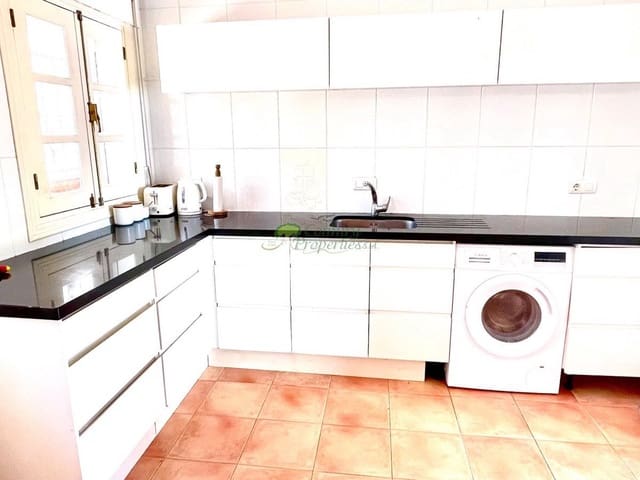 3 chambre Finca/Maison de Campagne à vendre à Torrox avec piscine garage - 675 000 € (Ref: 10037051)