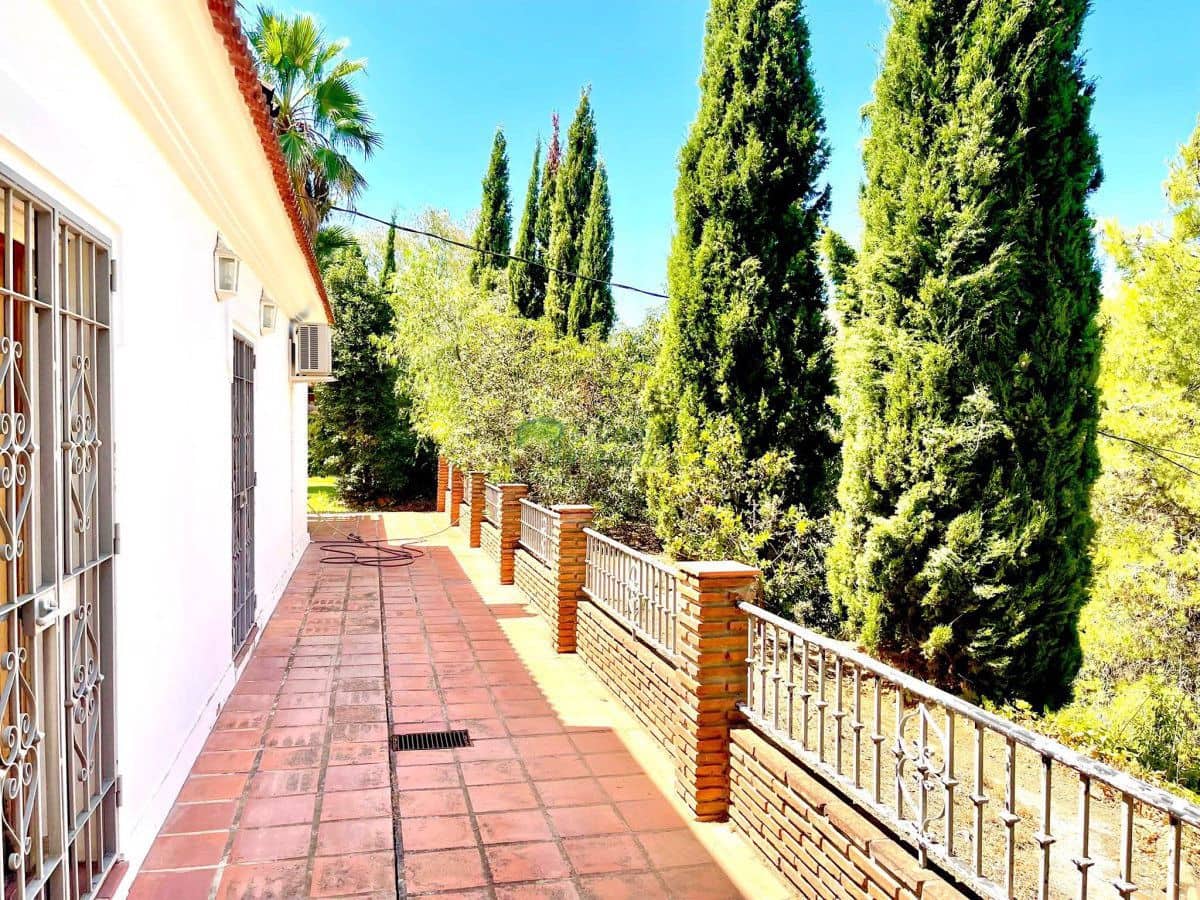 3 slaapkamer Finca/Landhuis te koop in Torrox met zwembad garage - € 675.000 (Ref: 10037051)