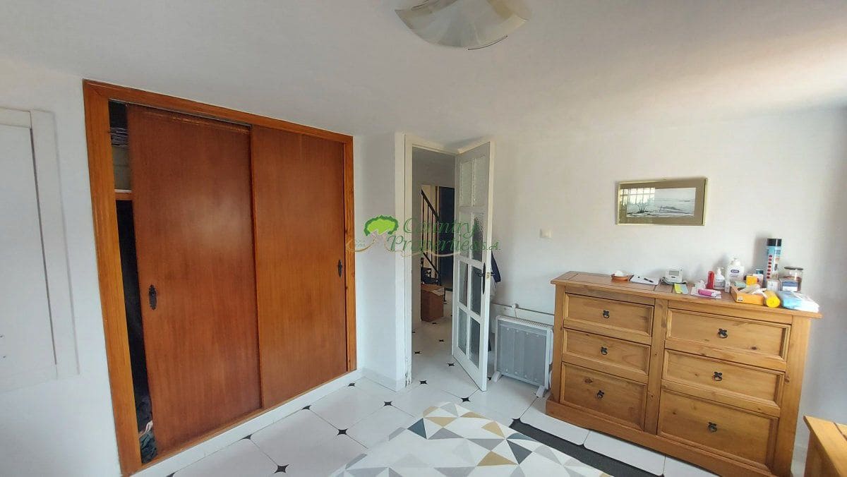 3 bedroom Finca/Country House for sale in Torrox with pool garage - € 549,000 (Ref: 10067171)