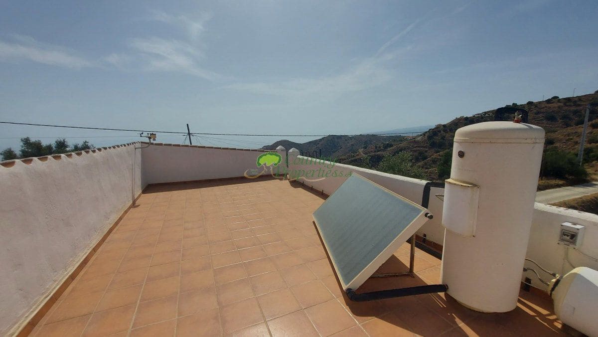 3 bedroom Finca/Country House for sale in Torrox with pool garage - € 549,000 (Ref: 10067171)