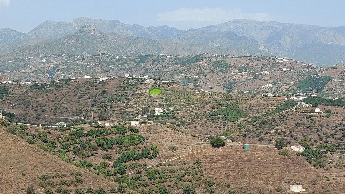 3 bedroom Finca/Country House for sale in Torrox with pool garage - € 549,000 (Ref: 10067171)