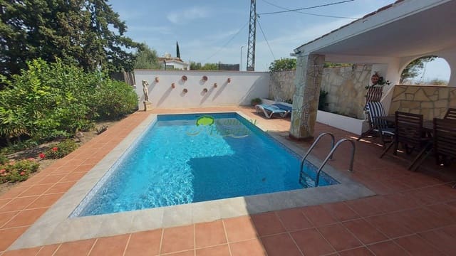 3 bedroom Finca/Country House for sale in Torrox with pool garage - € 549,000 (Ref: 10067171)