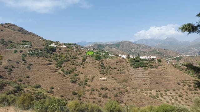 3 bedroom Finca/Country House for sale in Torrox with pool garage - € 549,000 (Ref: 10067171)