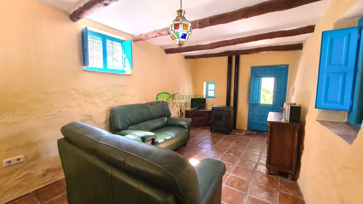 5 sypialnia Finka/Dom wiejski na sprzedaż w Canillas de Albaida z basenem garażem - 395 000 € (Ref: 10085573)
