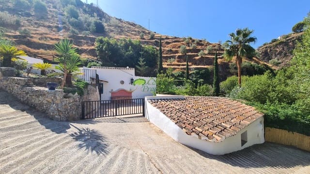 5 soverom Finca/Herregård til salgs i Canillas de Albaida med svømmebasseng garasje - € 395 000 (Ref: 10085573)