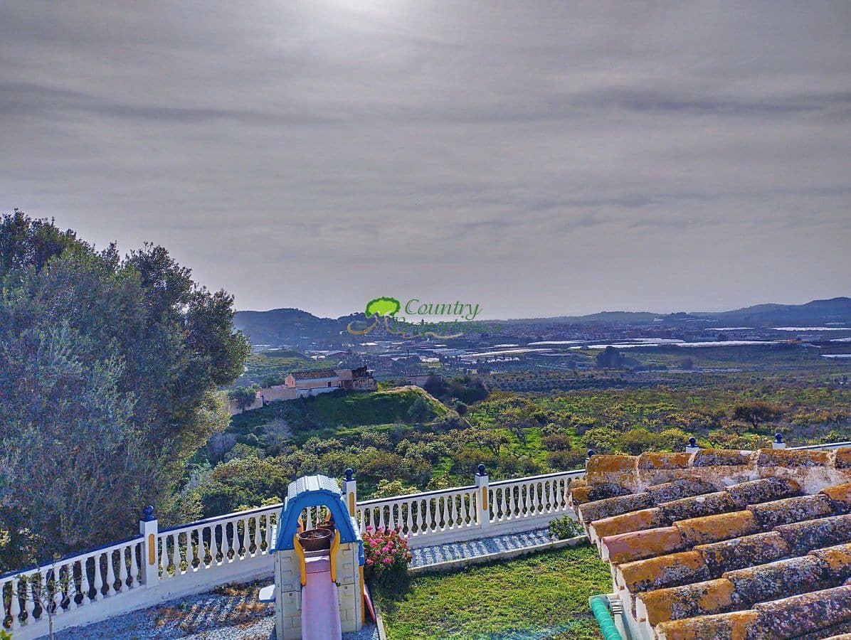 3 camera da letto Finca/Casa di Campagna in vendita in Velez-Malaga con piscina - 478.000 € (Rif: 10094273)