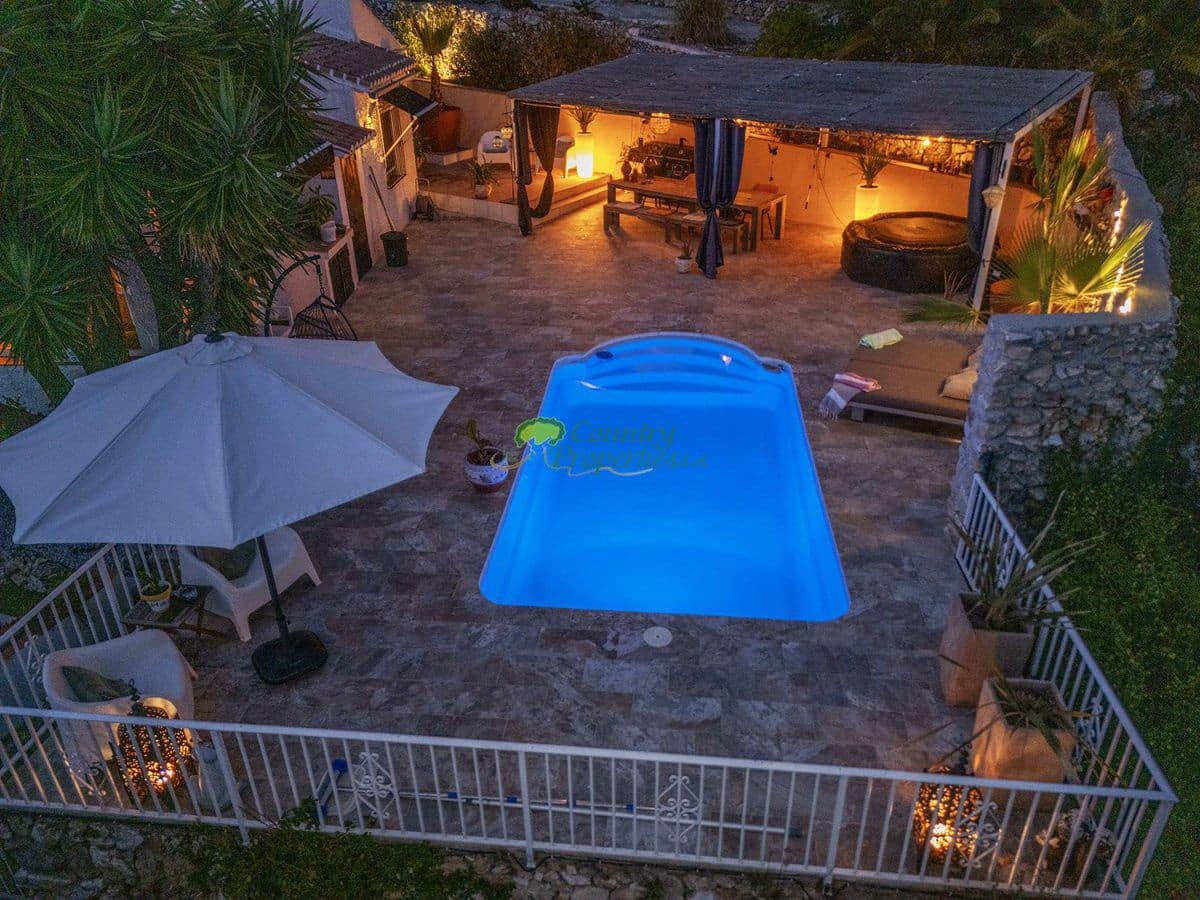 2 camera da letto Finca/Casa di Campagna in vendita in Competa con piscina garage - 480.000 € (Rif: 10109003)