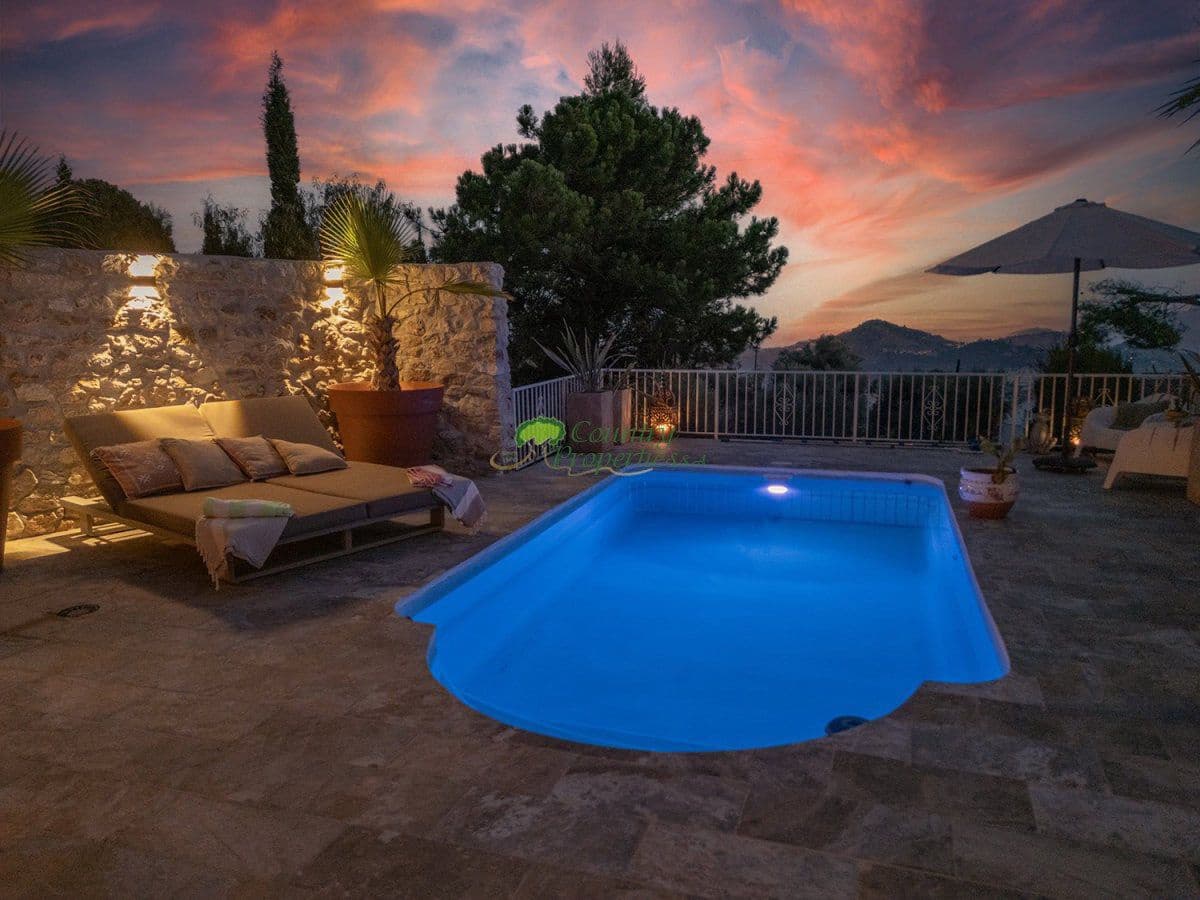 2 camera da letto Finca/Casa di Campagna in vendita in Competa con piscina garage - 480.000 € (Rif: 10109003)