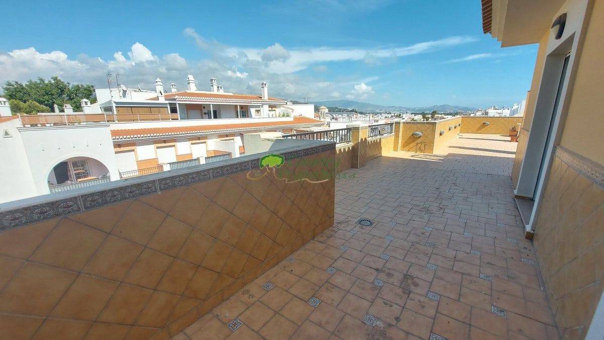 Ático de 3 habitaciones en Salobreña en venta con garaje - 310.000 € (Ref: 10139296)