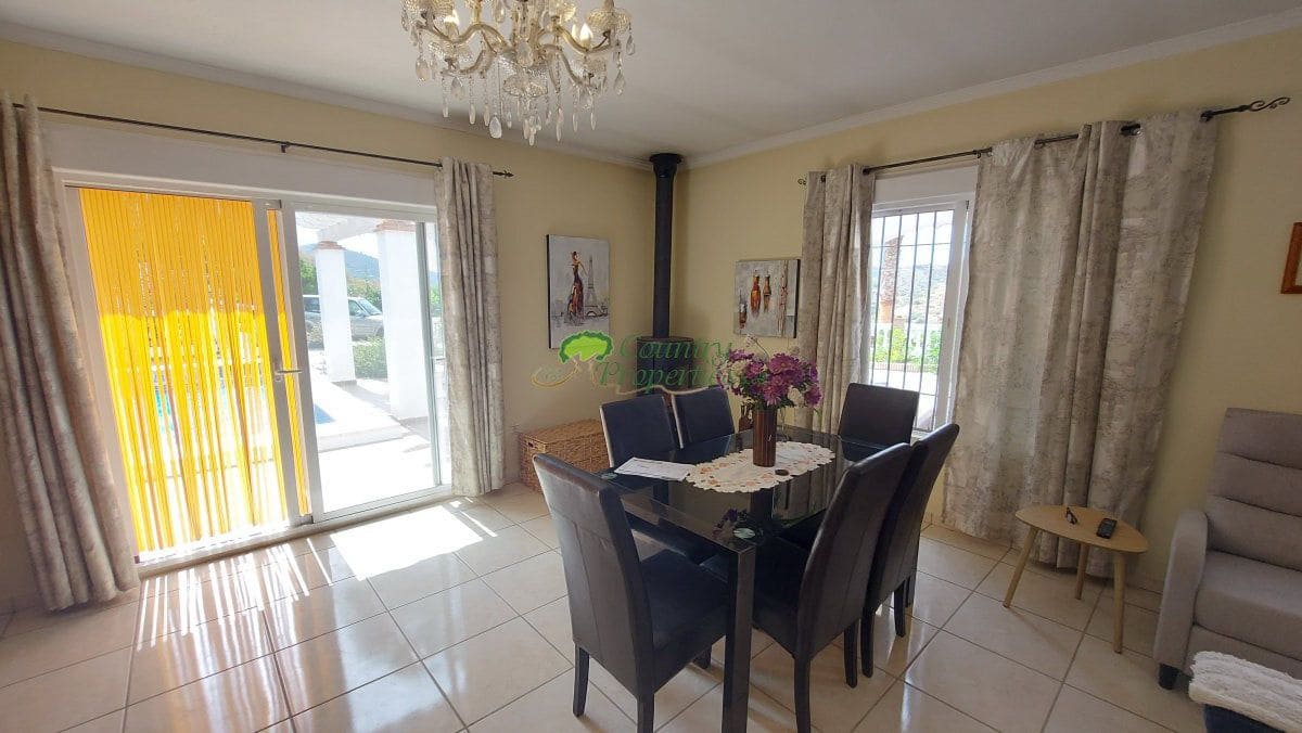 7 soveværelse Finca/Landehus til salg i Archez med swimmingpool - € 1.495.000 (Ref: 10146331)