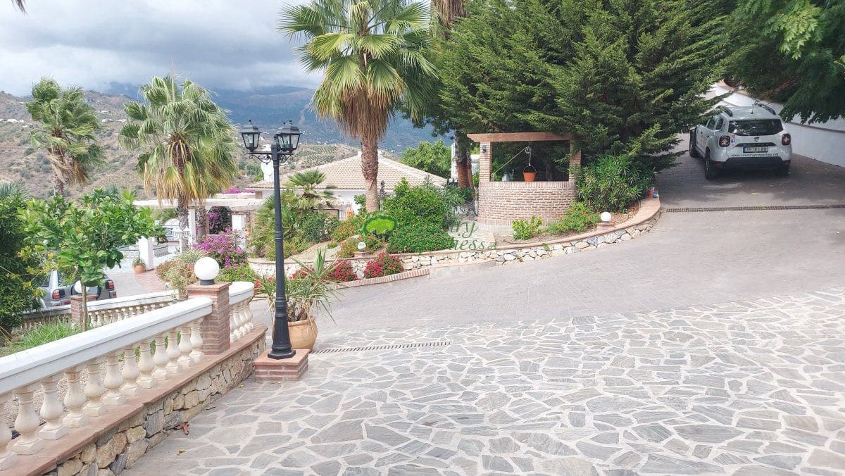 7 soveværelse Finca/Landehus til salg i Archez med swimmingpool - € 1.495.000 (Ref: 10146331)