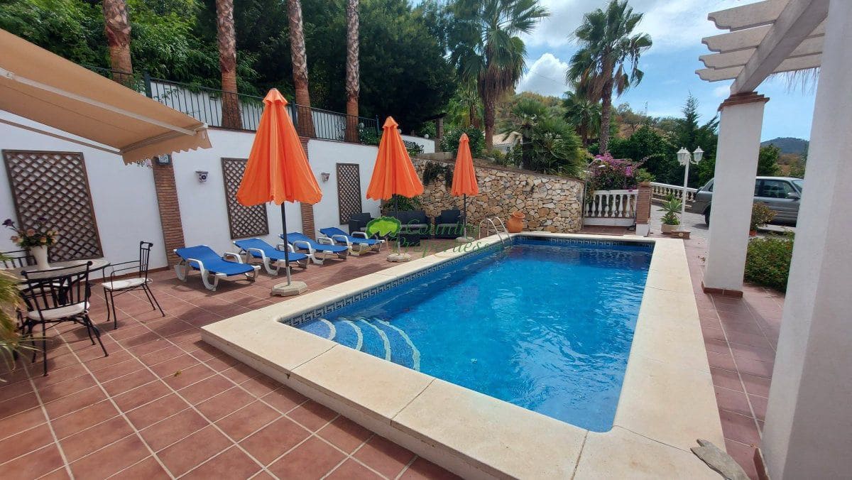 7 soveværelse Finca/Landehus til salg i Archez med swimmingpool - € 1.495.000 (Ref: 10146331)