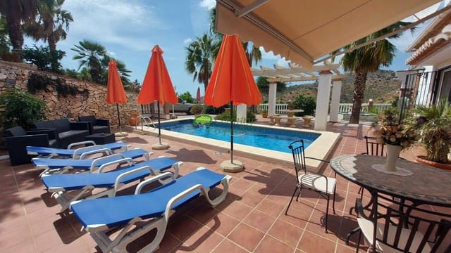 7 soveværelse Finca/Landehus til salg i Archez med swimmingpool - € 1.495.000 (Ref: 10146331)