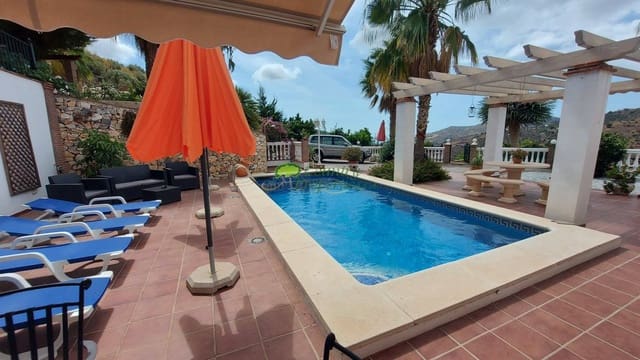 7 soveværelse Finca/Landehus til salg i Archez med swimmingpool - € 1.495.000 (Ref: 10146331)