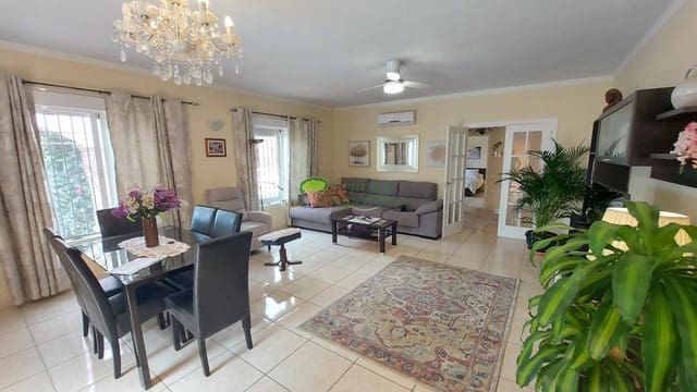 7 soveværelse Finca/Landehus til salg i Archez med swimmingpool - € 1.495.000 (Ref: 10146331)