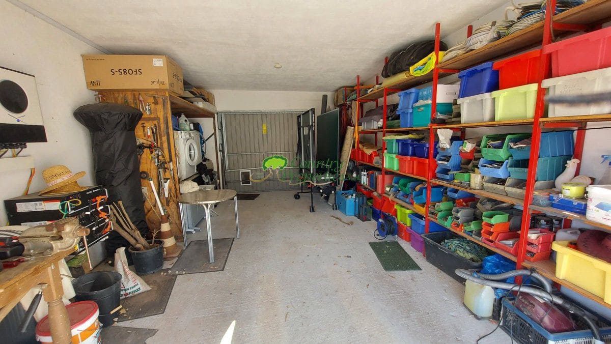 3 sypialnia Finka/Dom wiejski na sprzedaż w Torrox z basenem garażem - 429 000 € (Ref: 10146332)