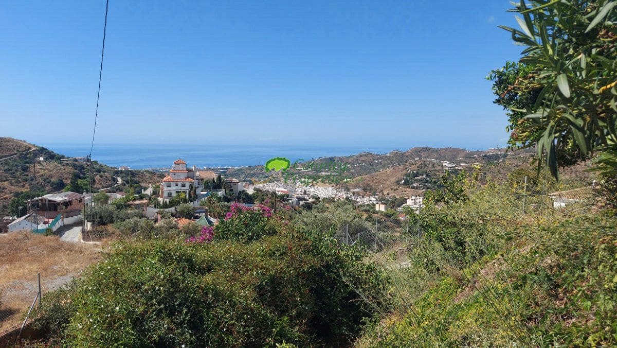 3 sypialnia Finka/Dom wiejski na sprzedaż w Torrox z basenem garażem - 429 000 € (Ref: 10146332)