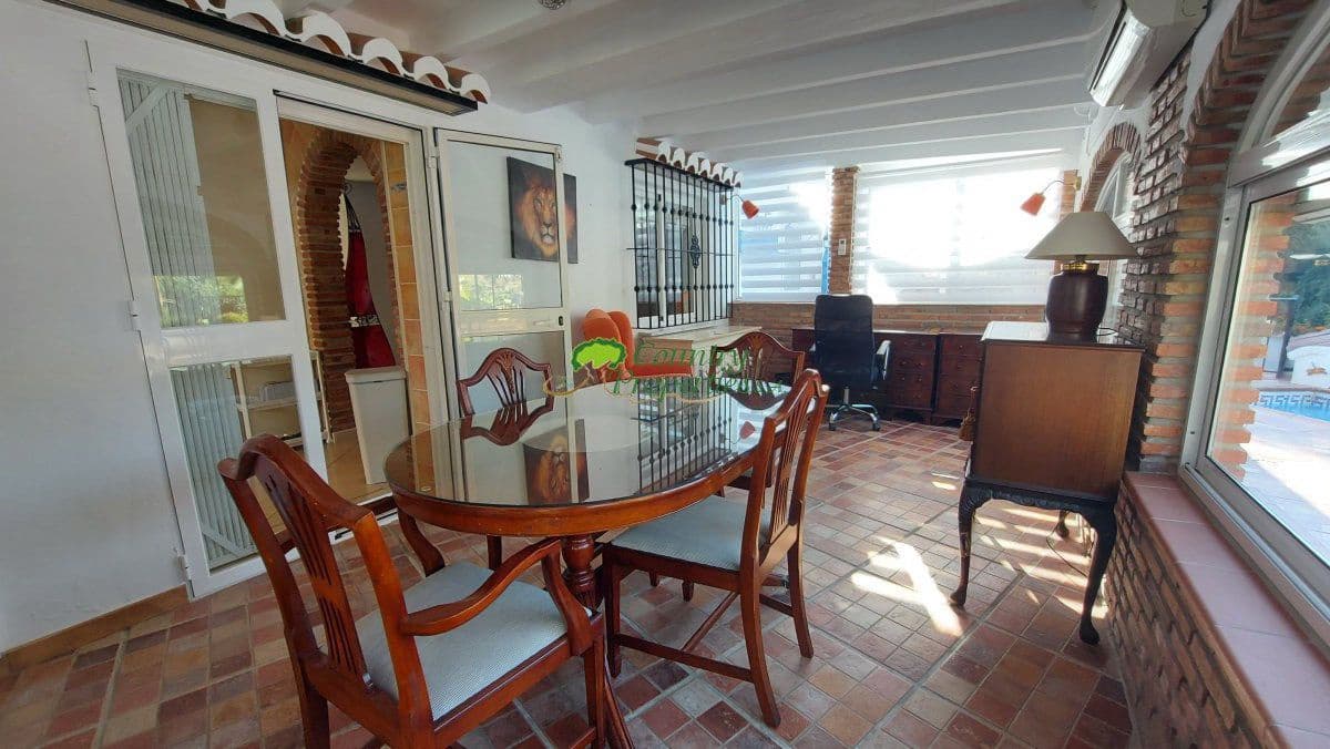 3 camera da letto Finca/Casa di Campagna in vendita in Torrox con piscina garage - 495.000 € (Rif: 10154822)