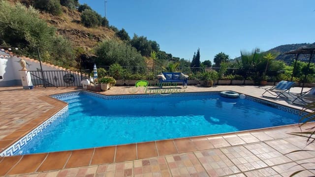3 camera da letto Finca/Casa di Campagna in vendita in Torrox con piscina garage - 495.000 € (Rif: 10154822)