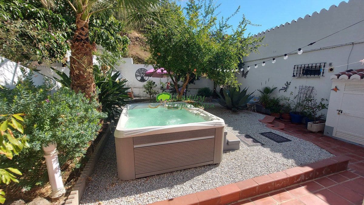 3 camera da letto Finca/Casa di Campagna in vendita in Torrox con piscina garage - 495.000 € (Rif: 10154822)