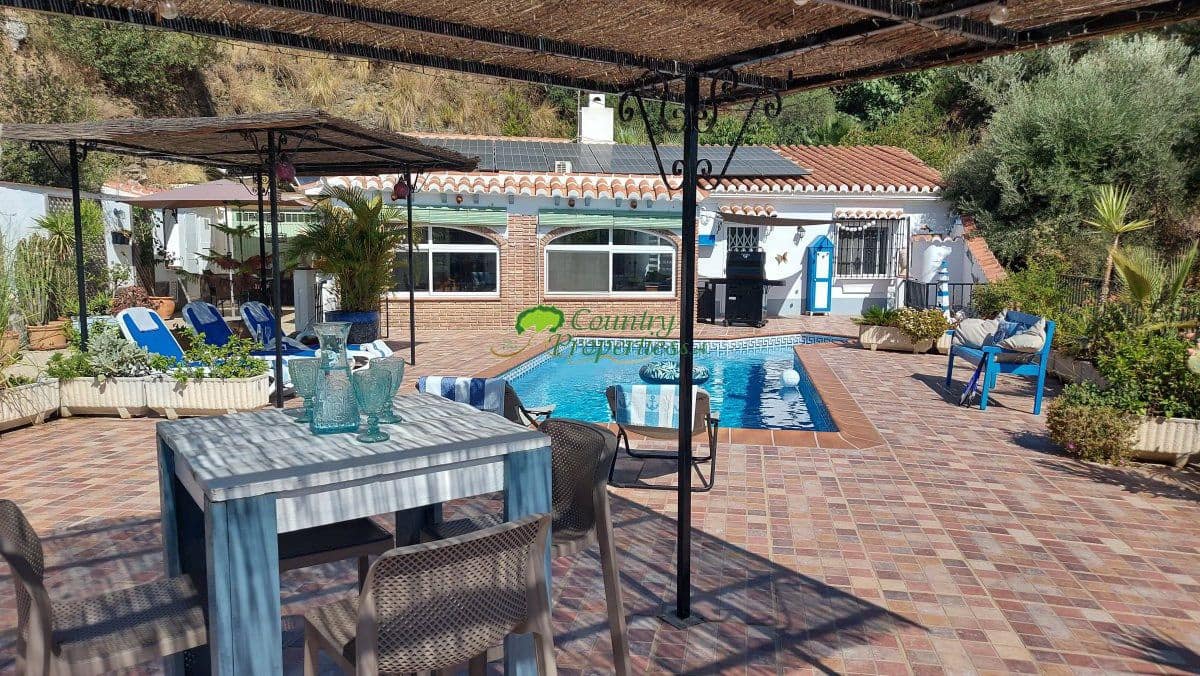 3 camera da letto Finca/Casa di Campagna in vendita in Torrox con piscina garage - 495.000 € (Rif: 10154822)