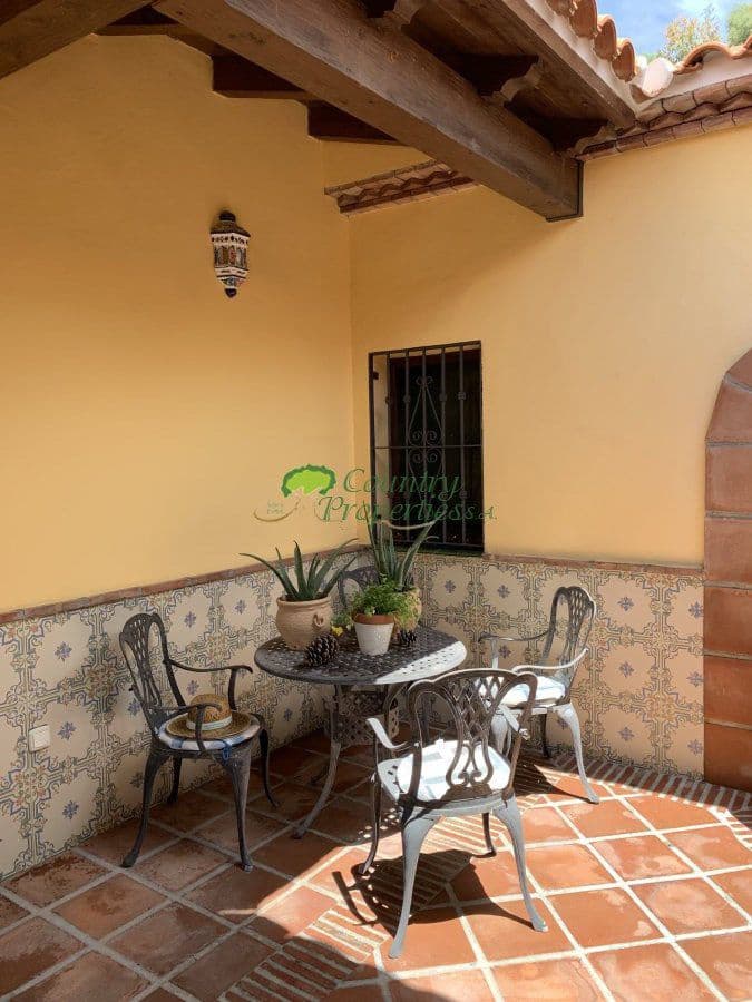 Finca/Casa Rural de 3 habitaciones en Cómpeta en venta con piscina - 595.000 € (Ref: 10157419)