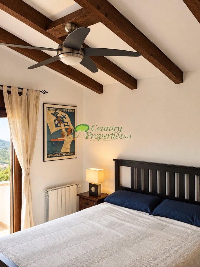 Finca/Casa Rural de 3 habitaciones en Cómpeta en venta con piscina - 595.000 € (Ref: 10157419)