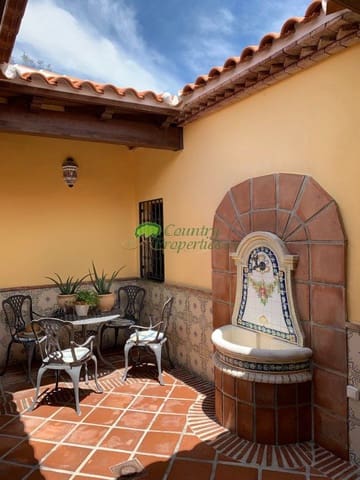 Finca/Casa Rural de 3 habitaciones en Cómpeta en venta con piscina - 595.000 € (Ref: 10157419)