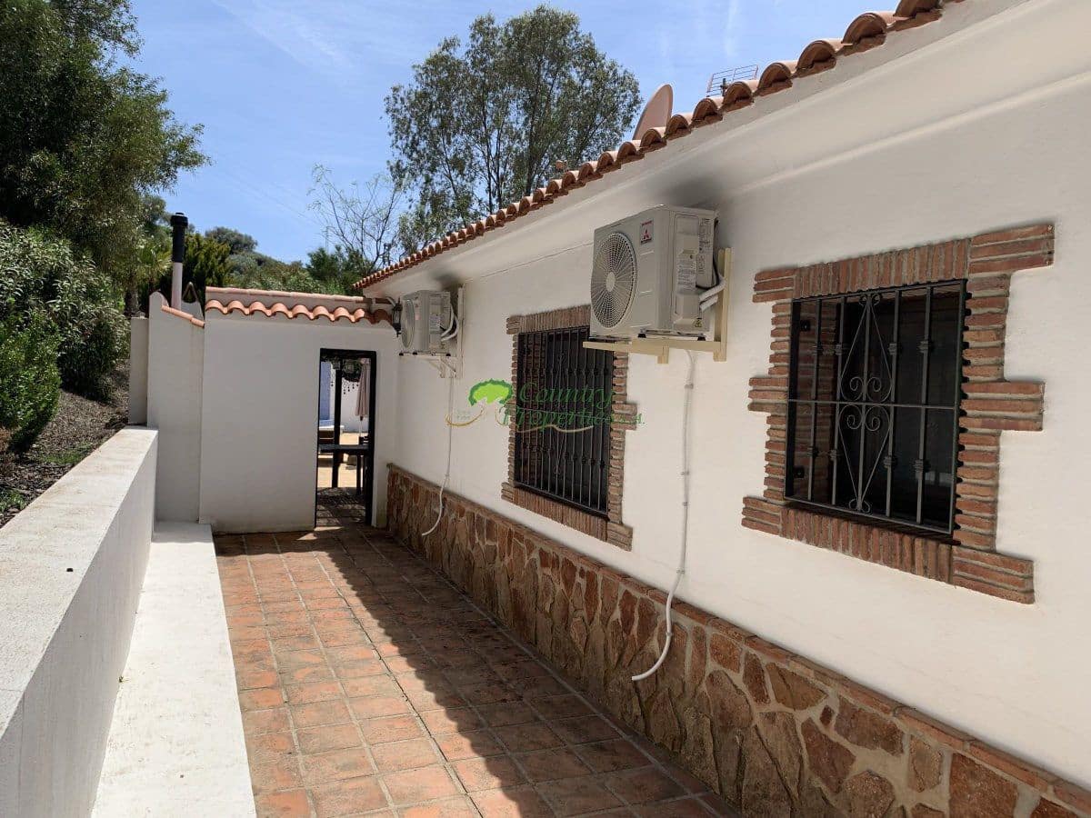 Finca/Casa Rural de 3 habitaciones en Cómpeta en venta con piscina - 595.000 € (Ref: 10157419)