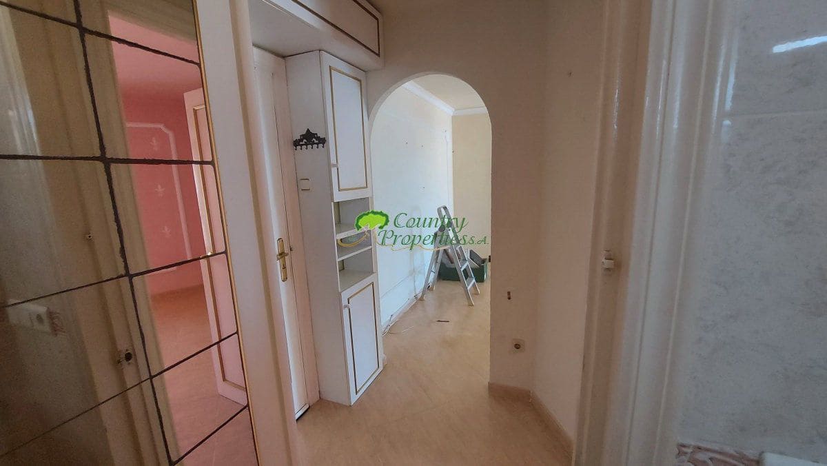1 makuuhuone Huoneisto myytävänä paikassa Torrox mukana uima-altaan - 239 900 € (Ref: 10157420)
