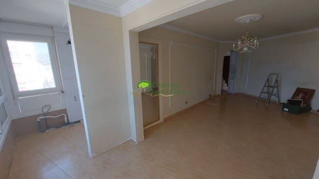 1 makuuhuone Huoneisto myytävänä paikassa Torrox mukana uima-altaan - 239 900 € (Ref: 10157420)