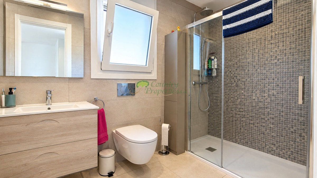 5 sypialnia Finka/Dom wiejski na sprzedaż w Competa z basenem garażem - 790 000 € (Ref: 10159123)