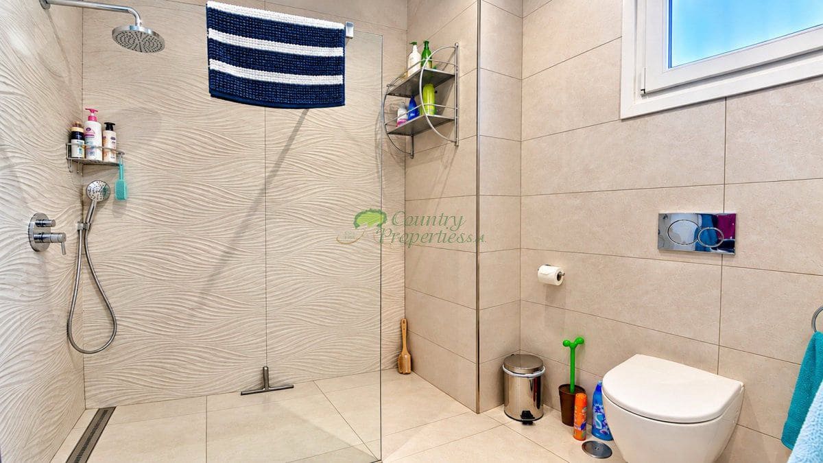 5 sypialnia Finka/Dom wiejski na sprzedaż w Competa z basenem garażem - 790 000 € (Ref: 10159123)