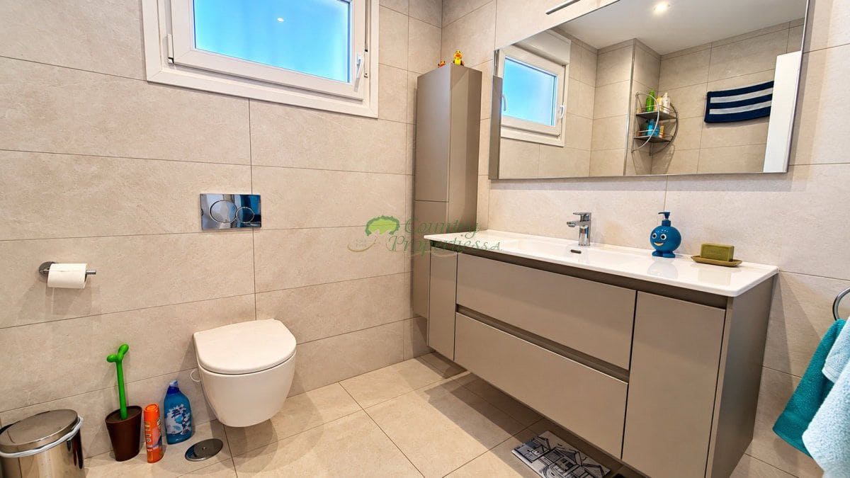 5 sypialnia Finka/Dom wiejski na sprzedaż w Competa z basenem garażem - 790 000 € (Ref: 10159123)