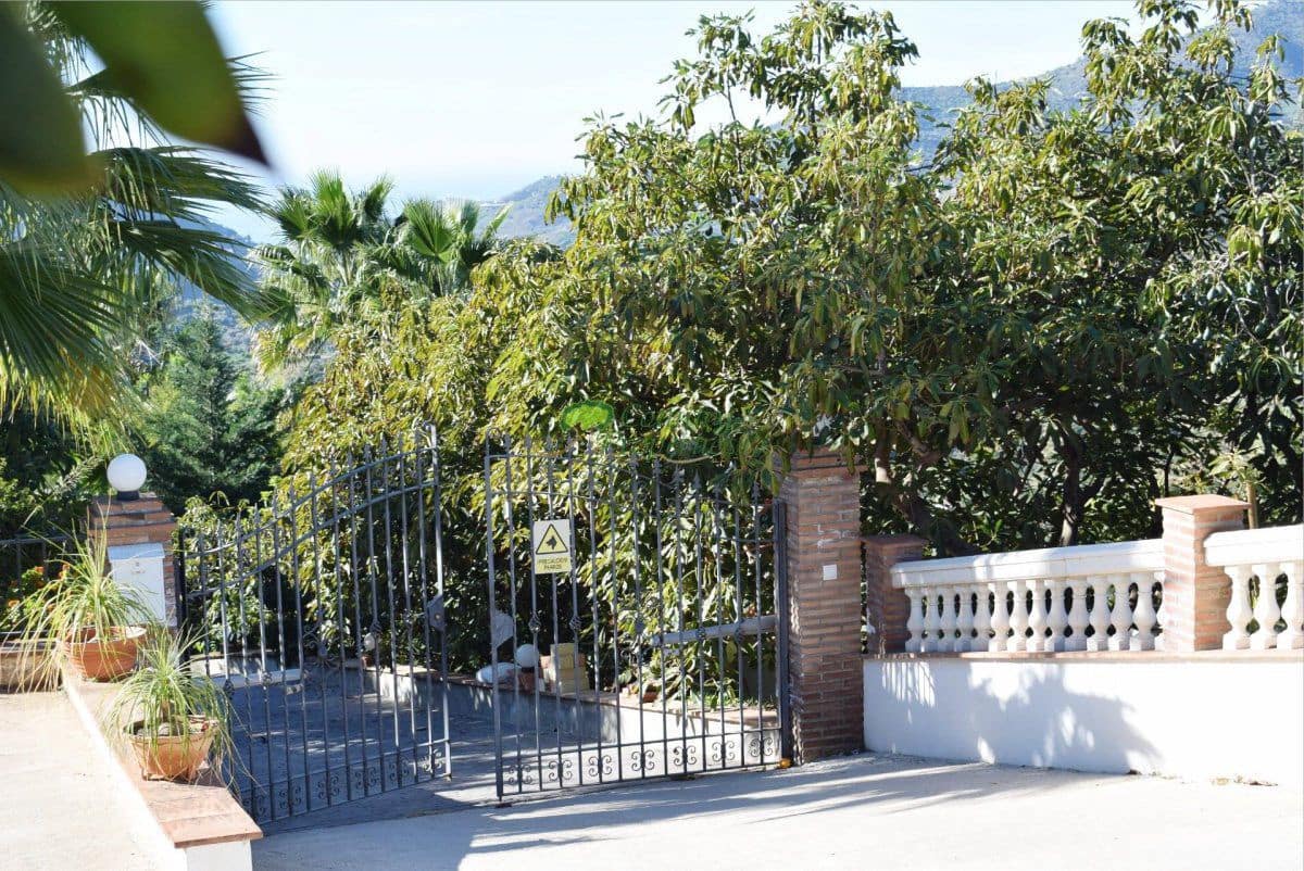 3 soverom Finca/Herregård til salgs i Archez med svømmebasseng - € 975 000 (Ref: 10159124)