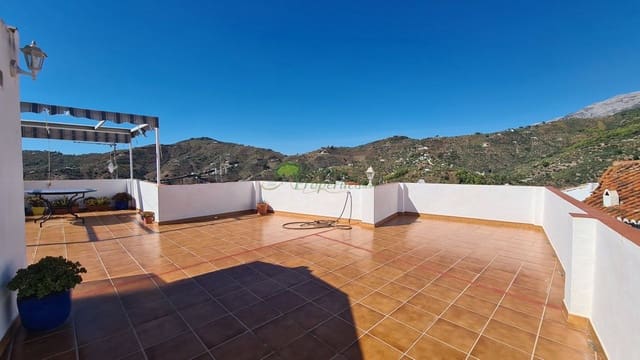 2 quarto Casa em Banda para venda em Canillas de Albaida - 135 000 € (Ref: 10161058)